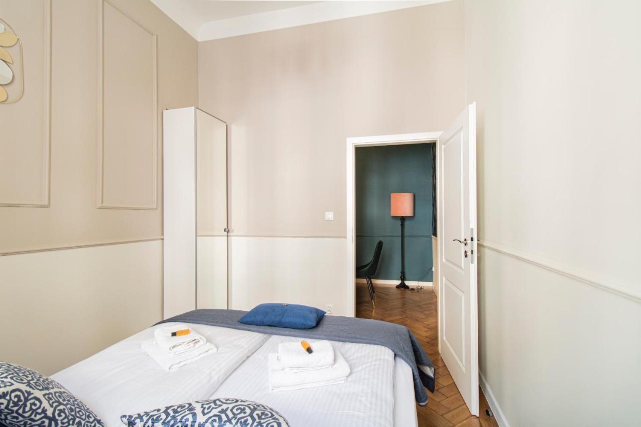 Modern Apartments Pilsudskiego Street Cracovie Extérieur photo
